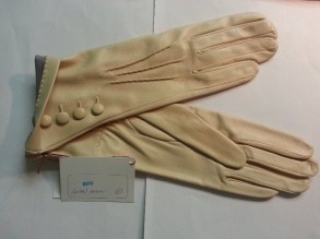 женские перчатки 2079 ecru подкладка шелк